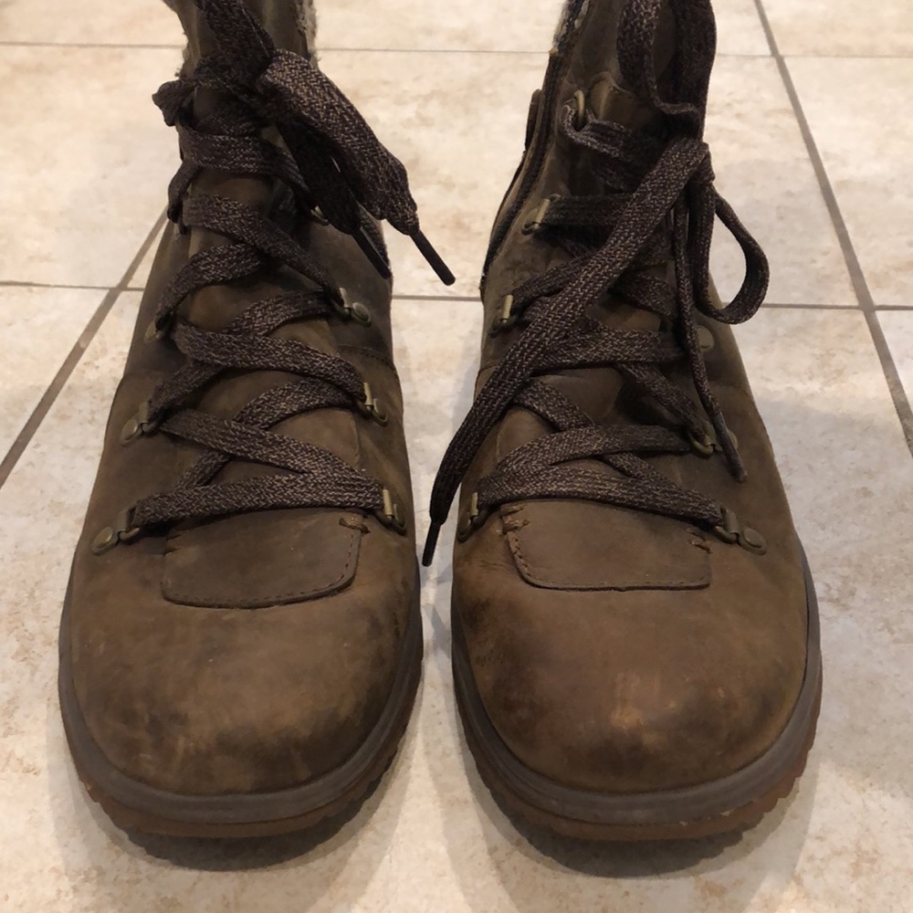 Merrell Select Grip Leather Boots View 5